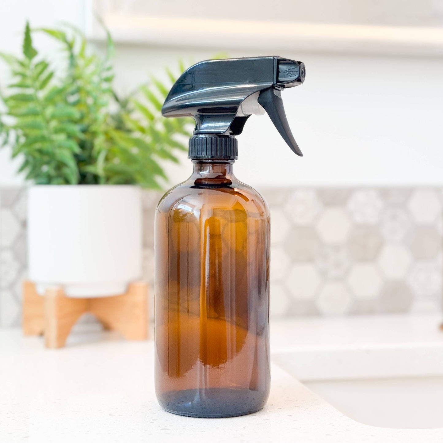 16oz Empty Amber Glass Spray Bottle
